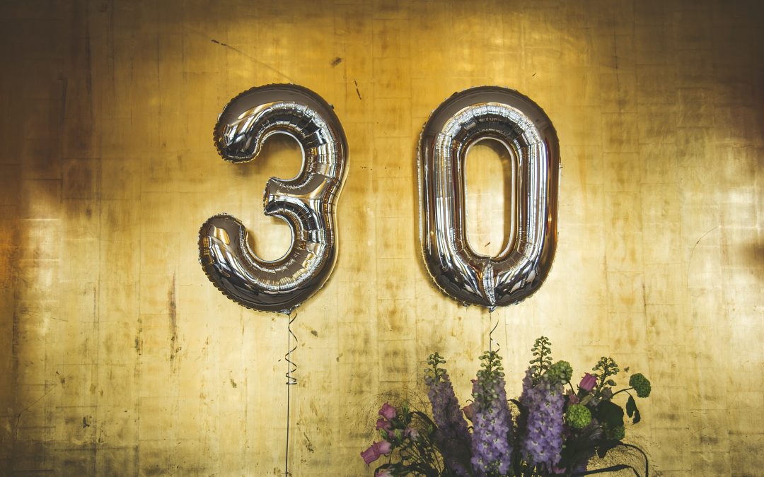 30 Idées de Cadeaux pour célébrer les 30 ans d’un proche !